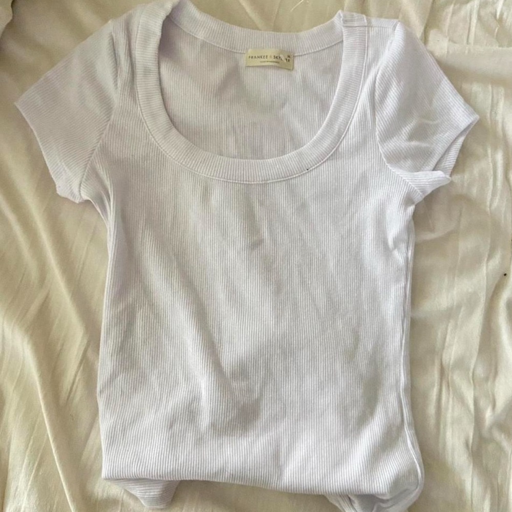 White Ribbed Short Sleeve Top